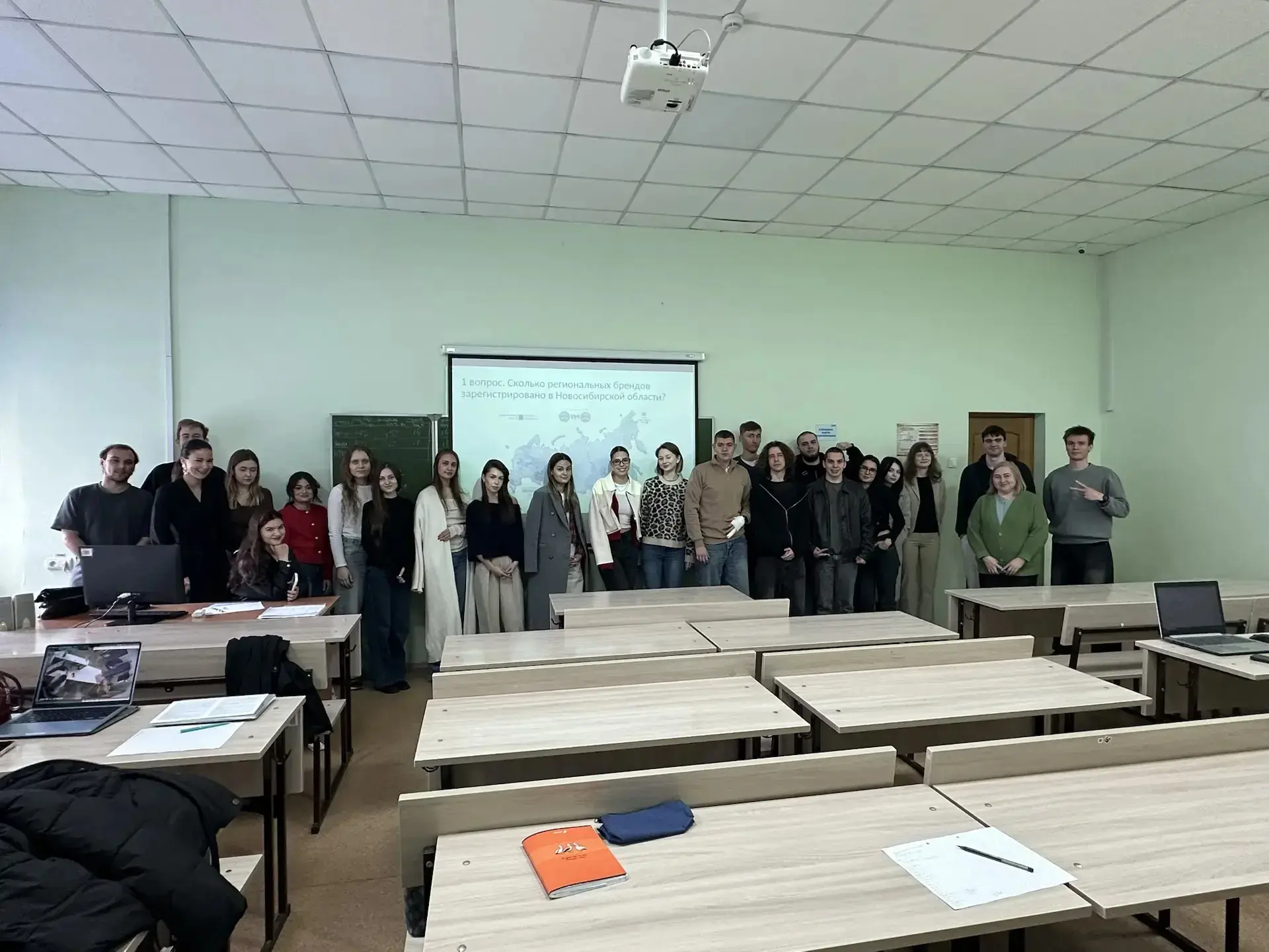 В разгар сессии вспоминаем события уходящего учебного года: 20 мая состоялся квиз по объектам интелл