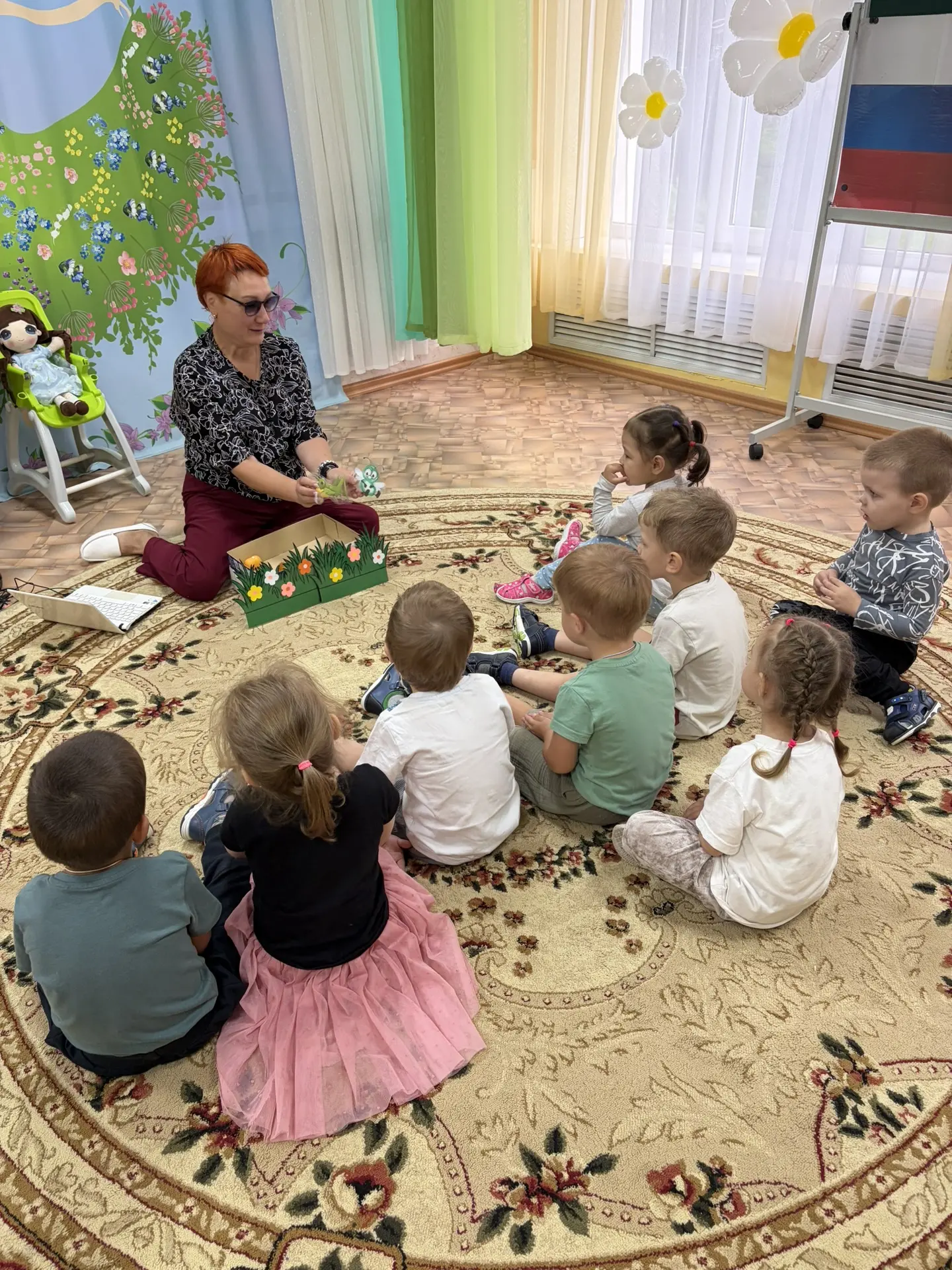 гости к малышам второй младшей группы пришел главный герой всеми любимой песенки В.Шаин...