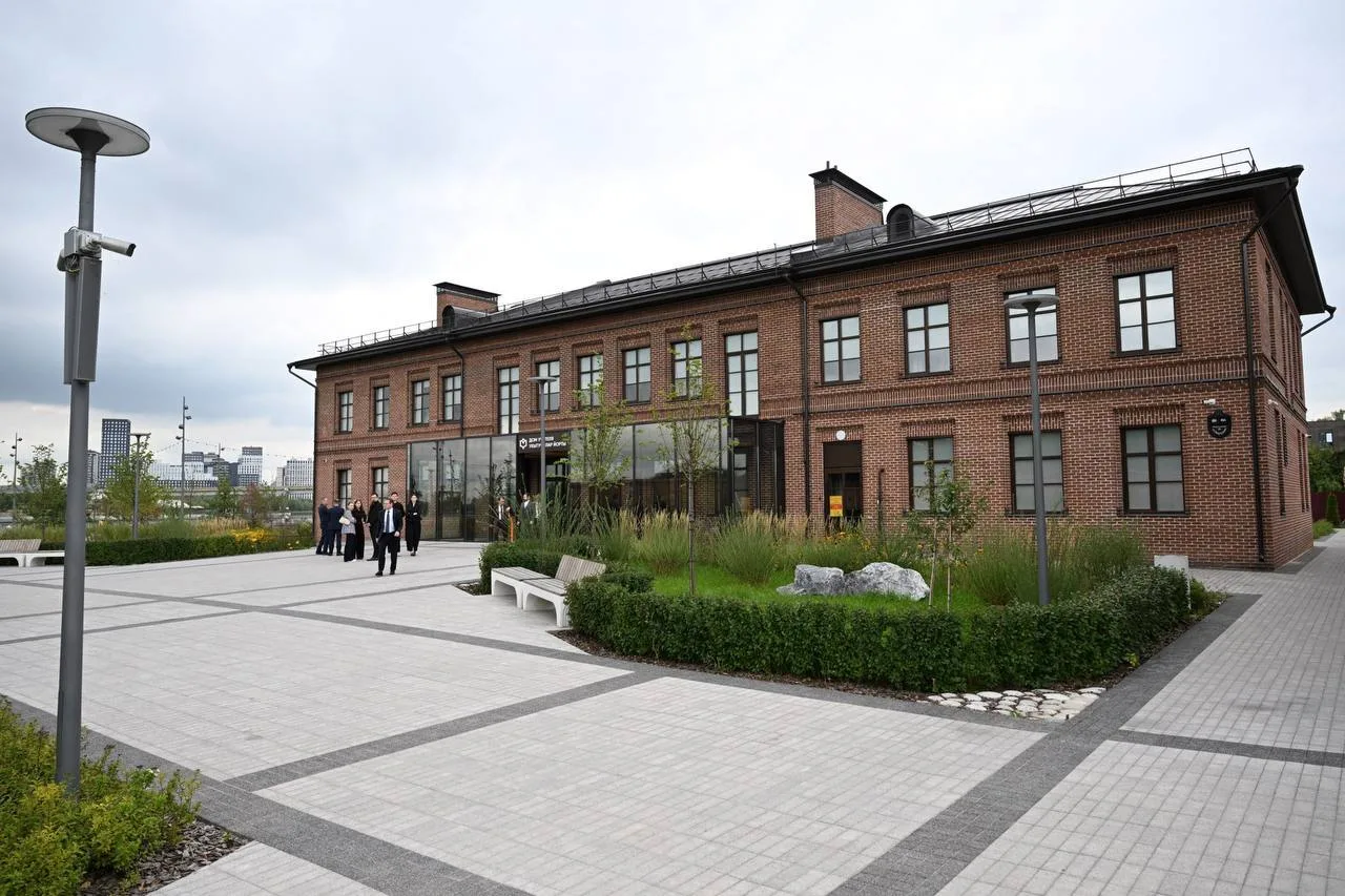 👩‍🏫 В Казани открылся первый в России Дом учителя нового формата