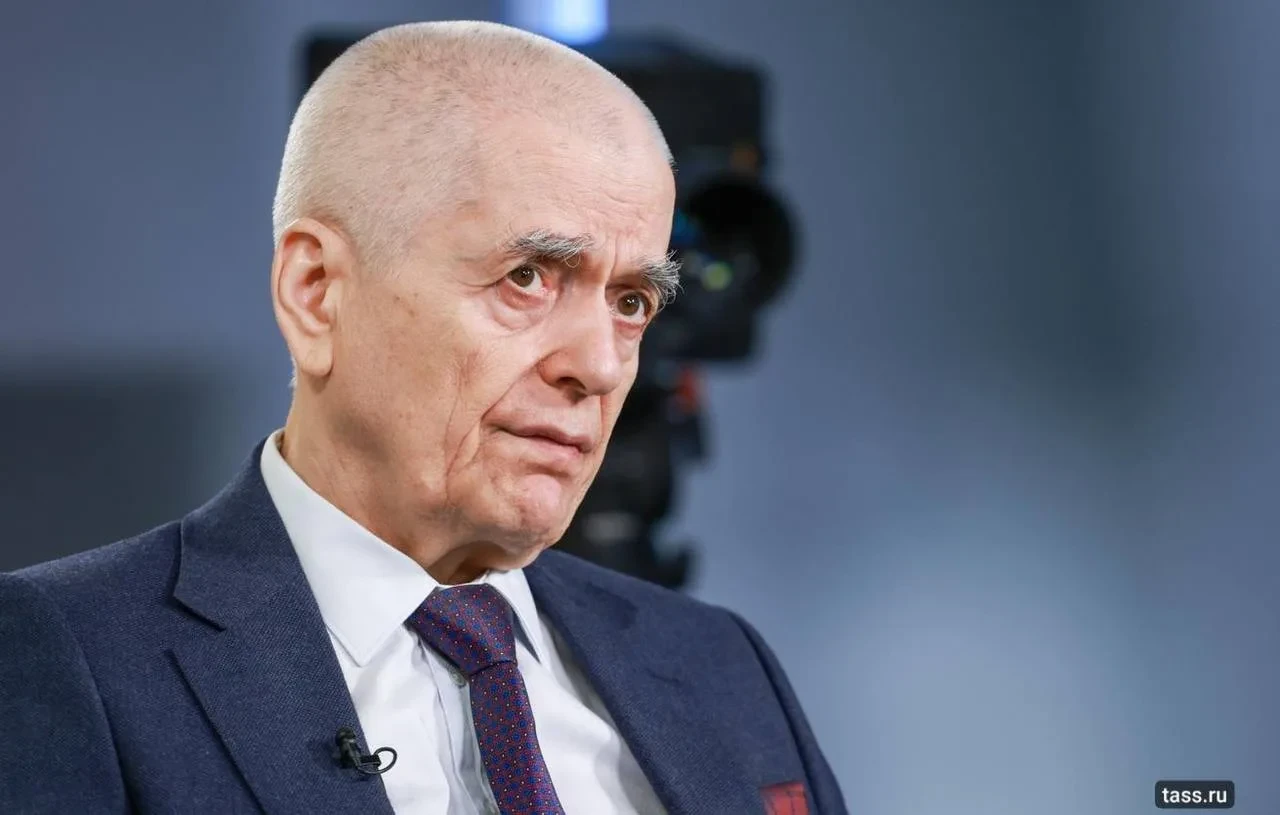 Женщины могут рожать до 60 лет, а мужчины — становиться отцами до 90.