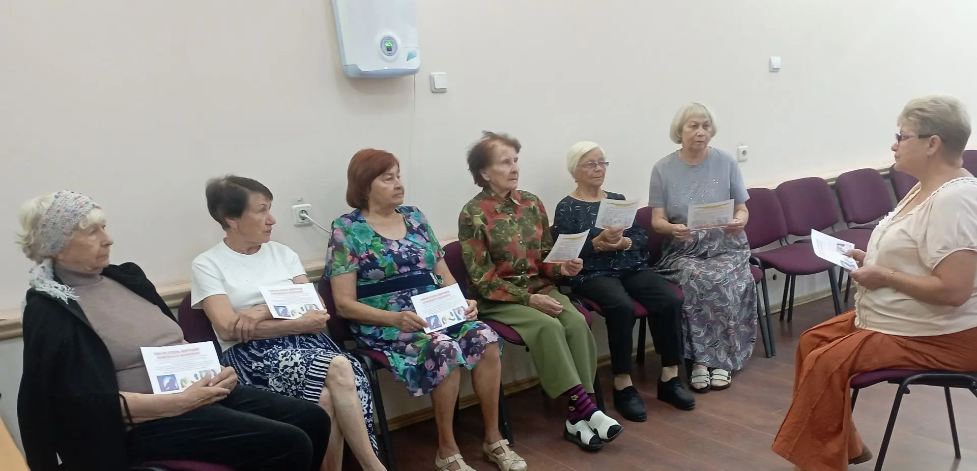 В Георгиевском центре соцобслуживания прошло занятие «Школы безопасности» по профилакти...
