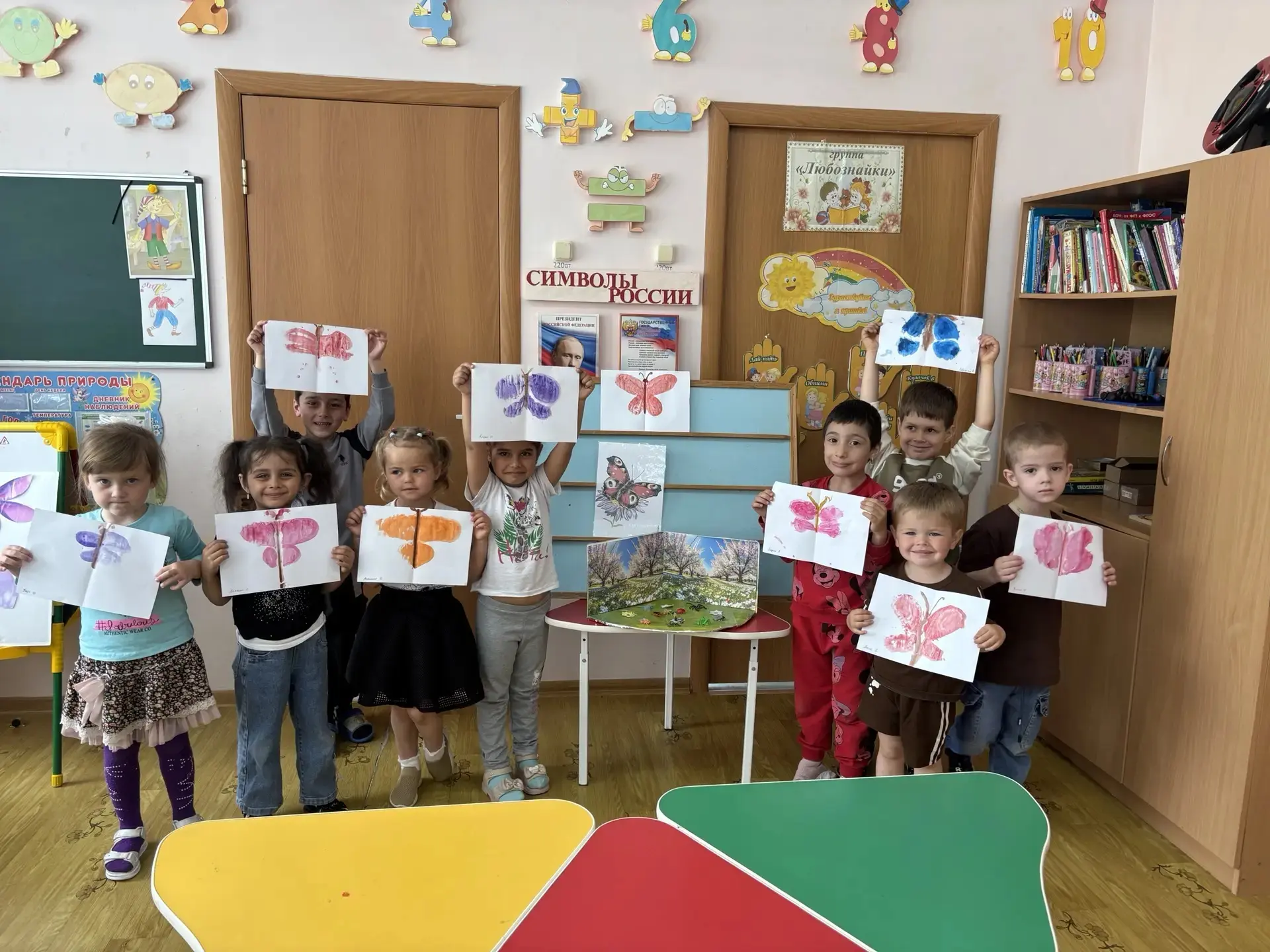 В средней группе прошла тематическая неделя на тему: «Насекомые»