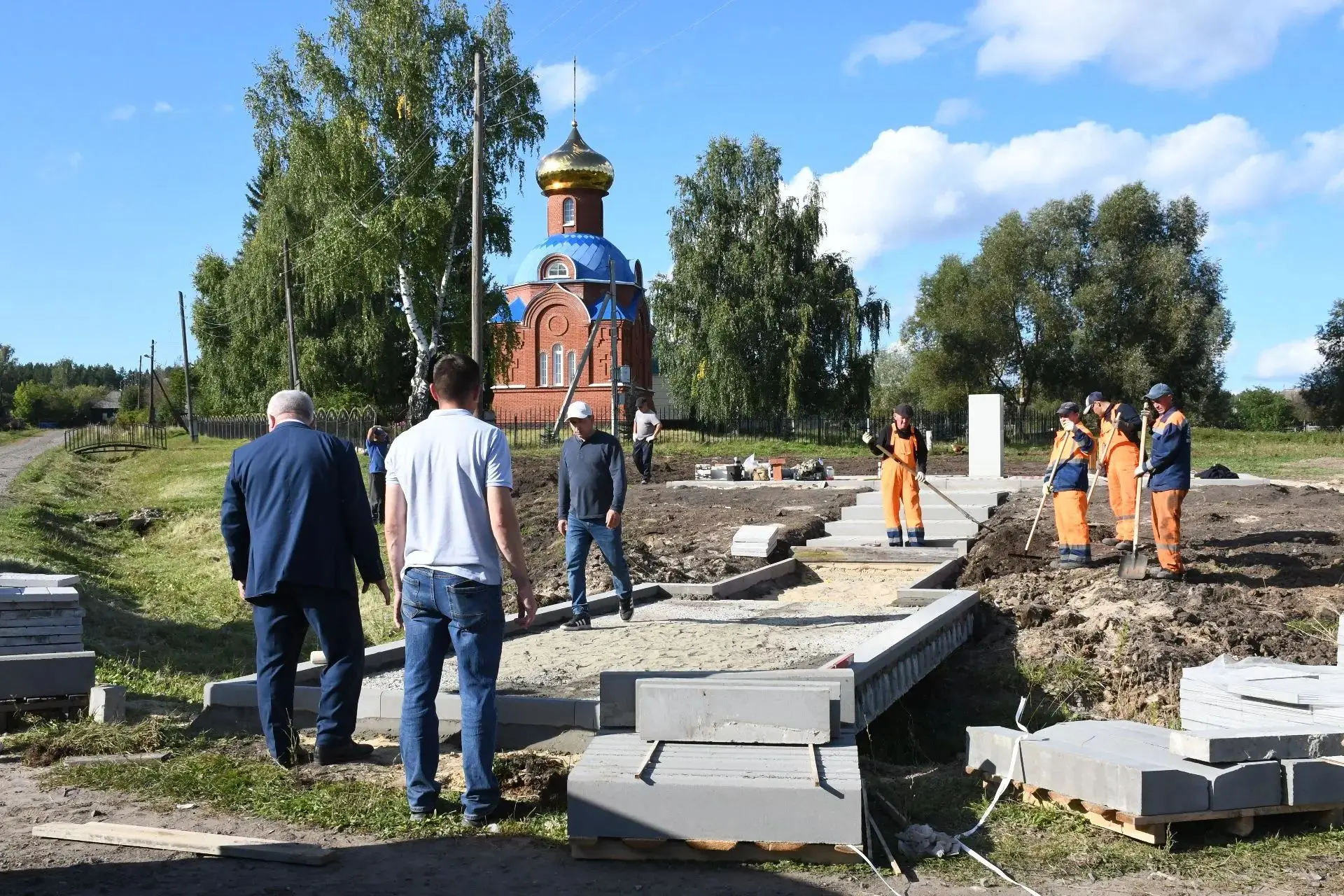 💢 В д. Балабаш-Нурусово вышли  на финишную прямую работы по обустройству памятника  вы...