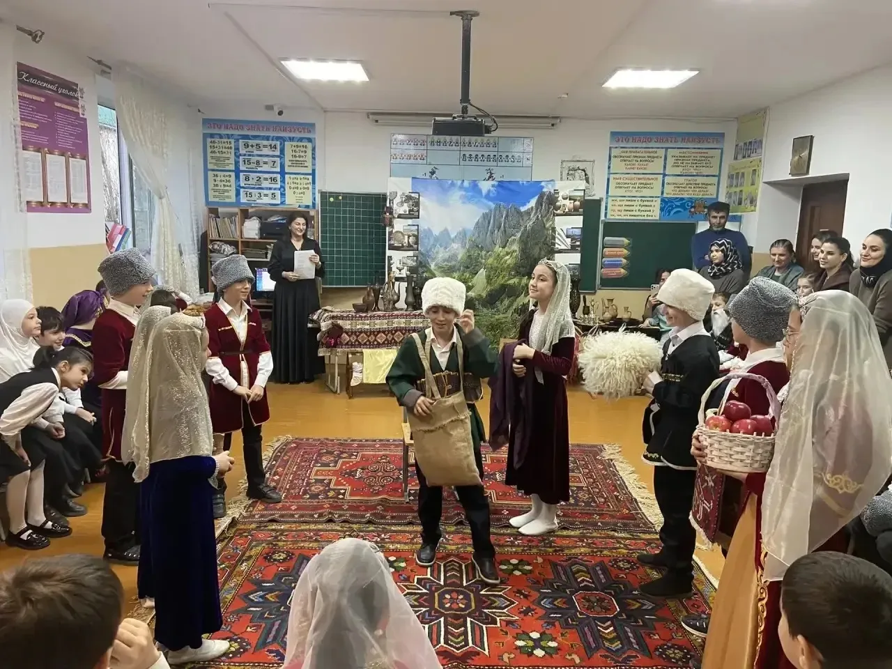 В целях воспитания любви к родному краю, бережного и чуткого отношения к природе, чувства гордости и