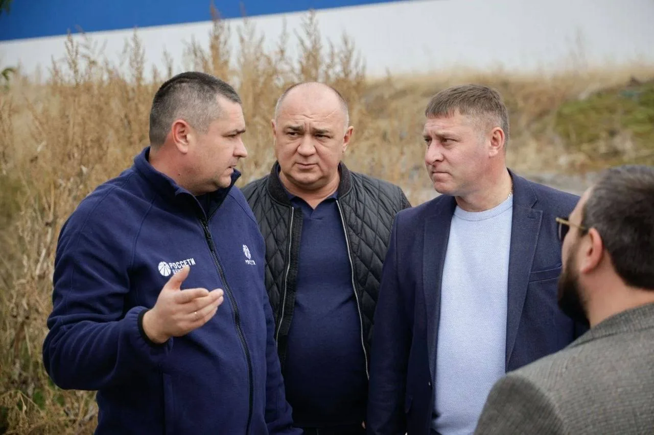 Александр Шуваев проверил готовность ключевых объектов инфраструктуры к отопительному с...