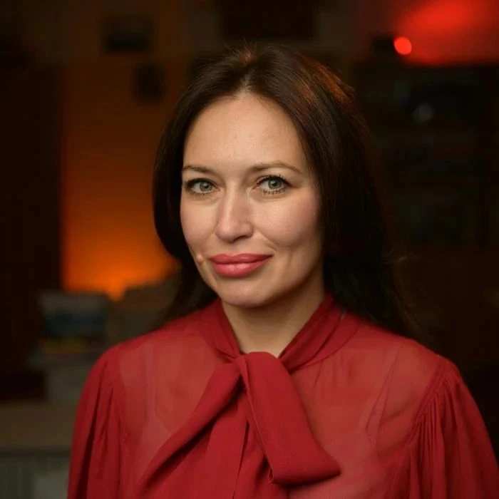 Знакомьтесь: новый директор школы №1000 — Елена Васильевна Шаркади! 🎓