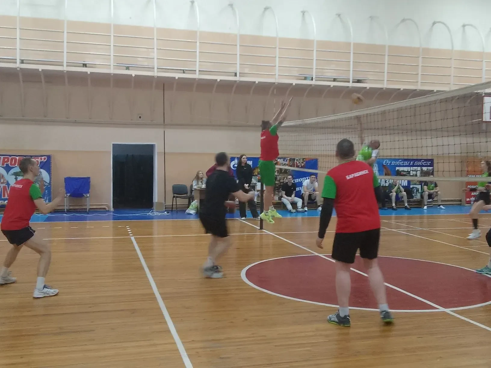 🏐 Волейбольные баталии в Барабинске: подведены итоги соревнований в зачёт годовой Спар...