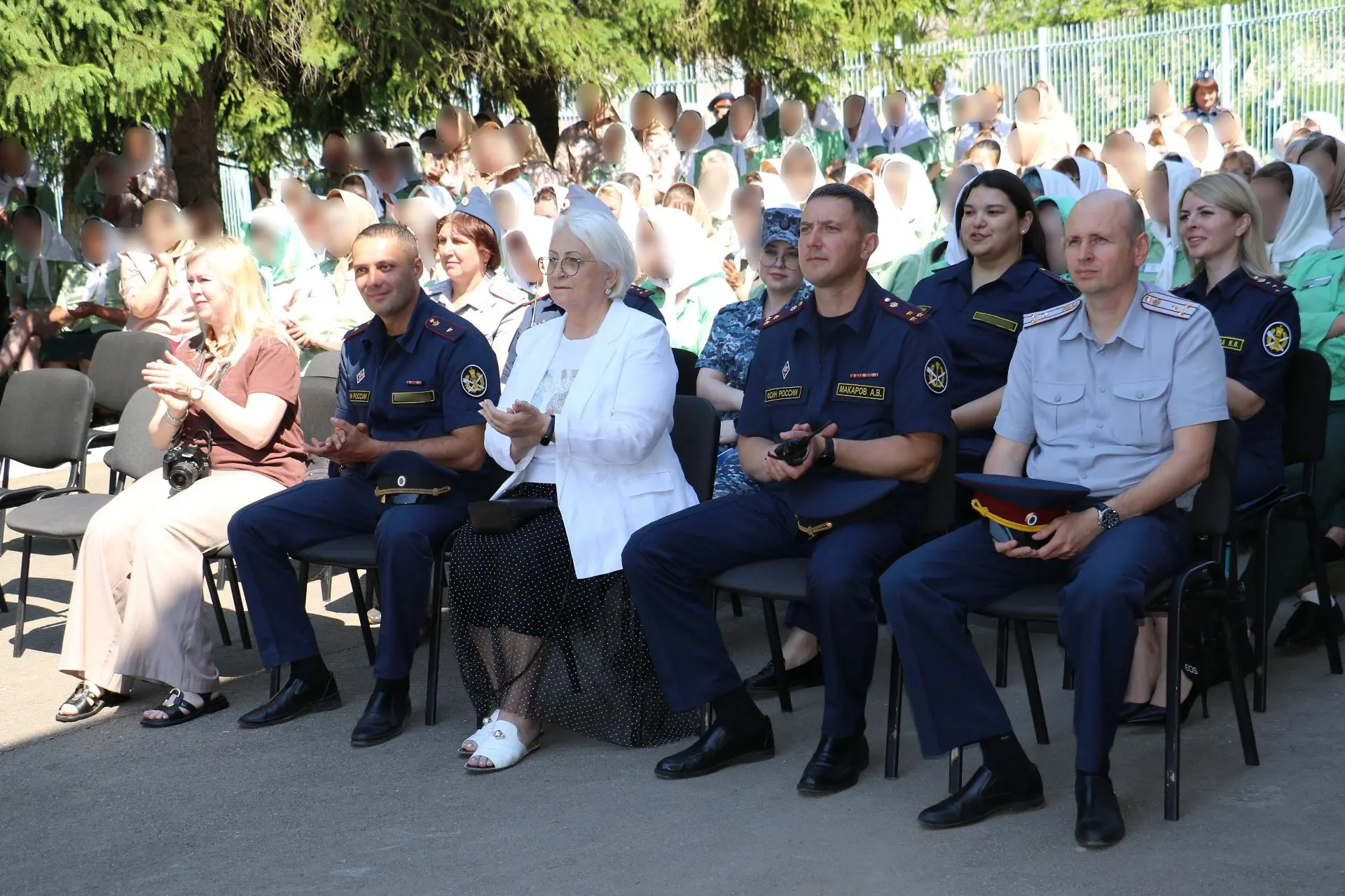 В ИК-6 УФСИН России по Орловской области состоялся праздничный концерт
📝Праздничный концерт, приуро