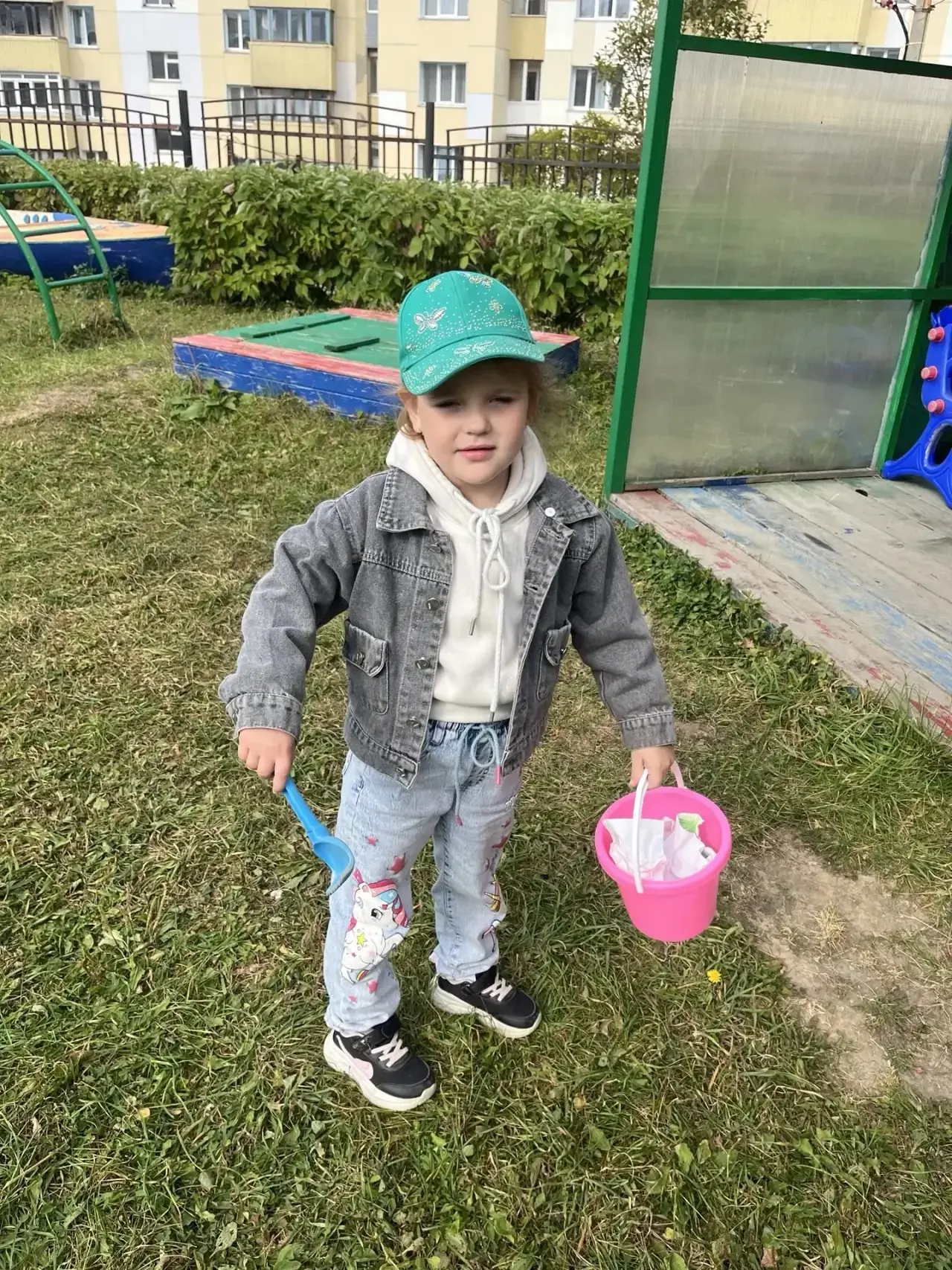 «Убираем чисто-чисто, быстро-быстро свой участок!»