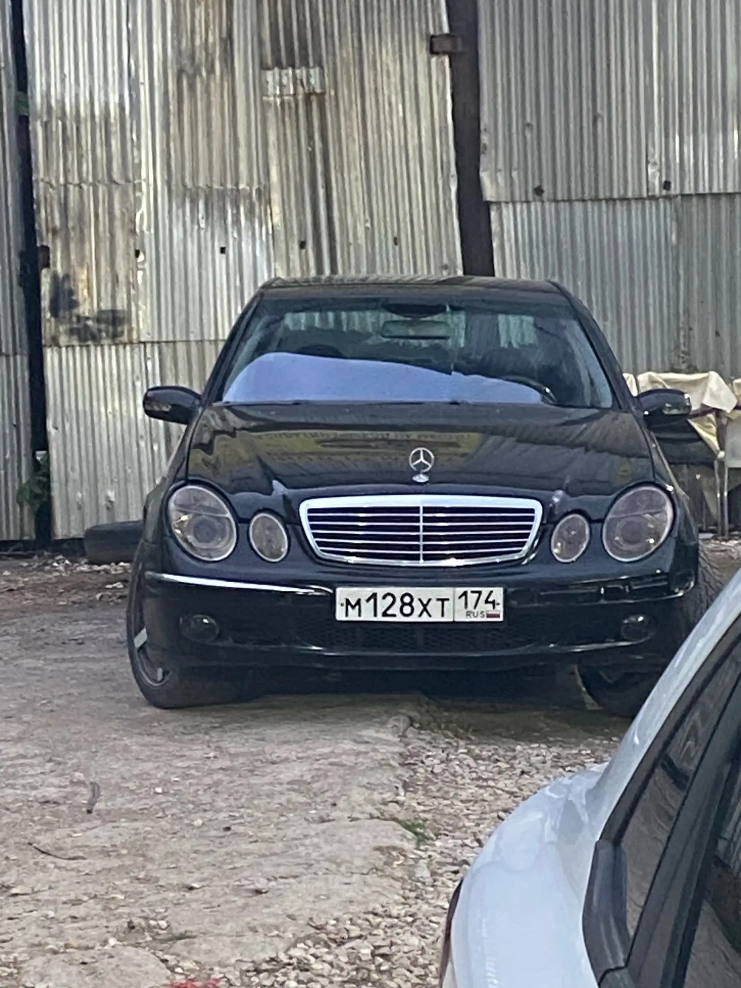 Продам 2002 год по всем вопросам пишите звоните 89099069097 цена 450 или обмен город Ас...