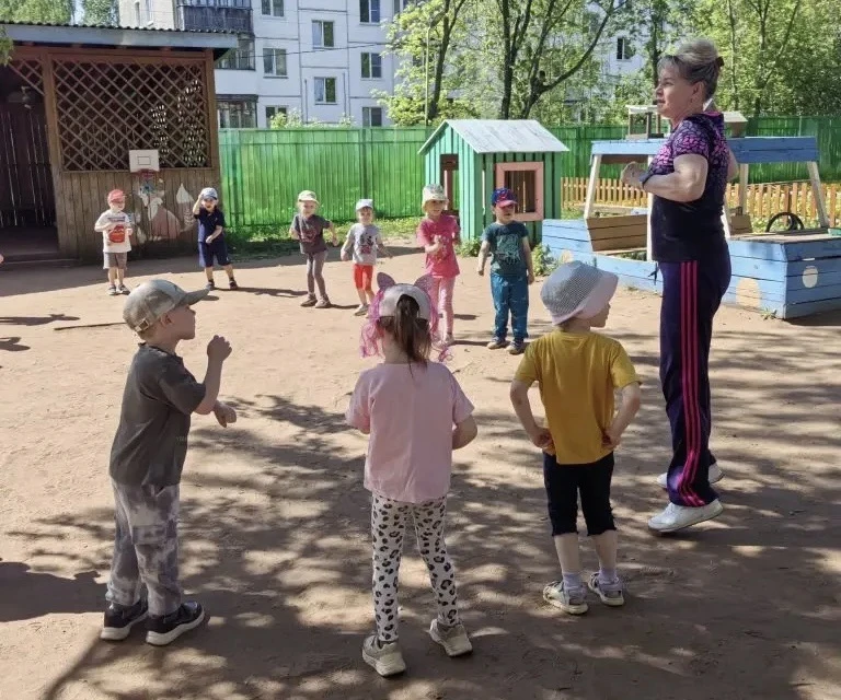🎉🌟 В группе «Вишенка», как всегда, было весело! 🌟🎉

Наша замечательная Ирина Анатольевна Шарлыко