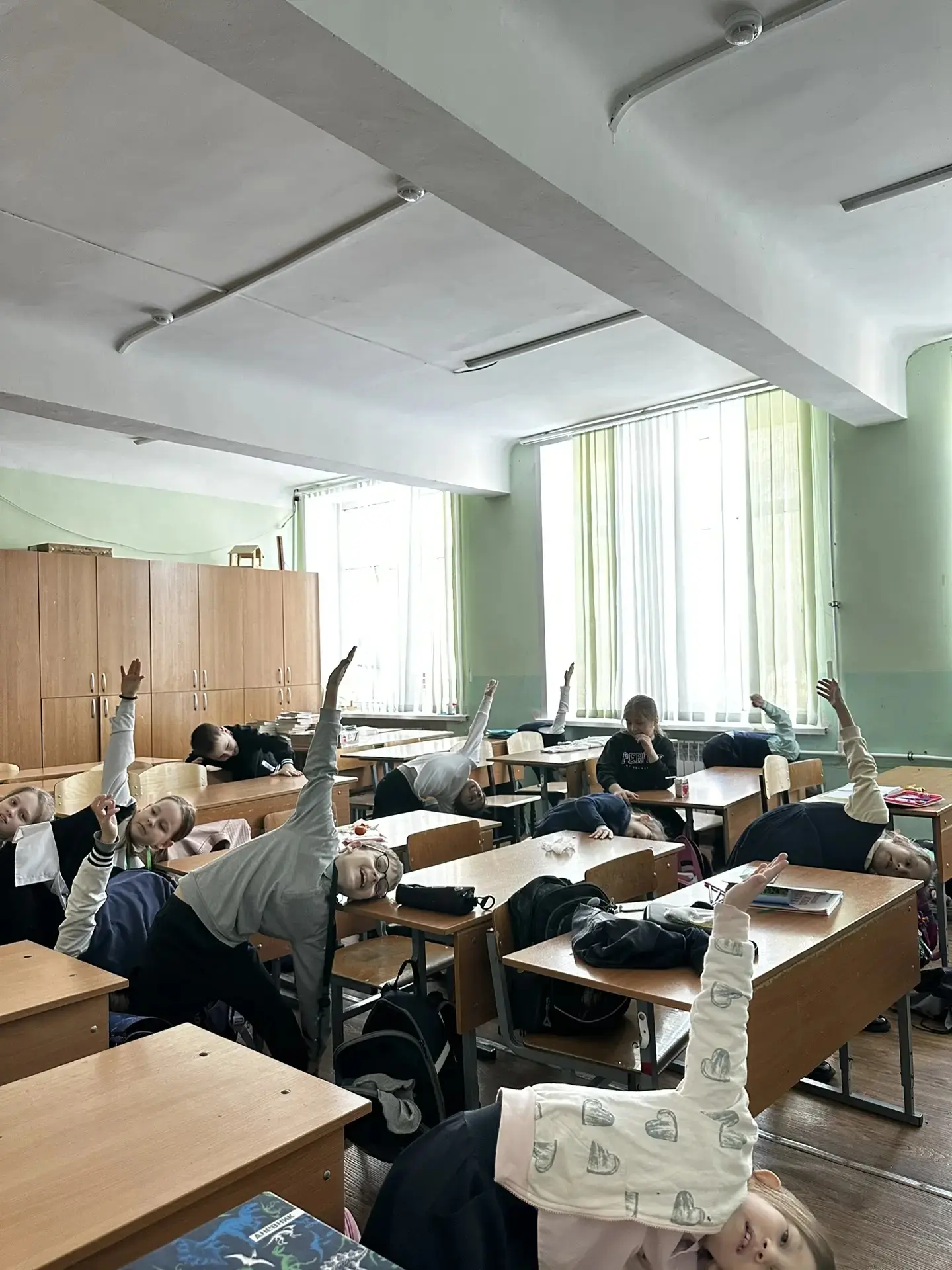 СПОРТ В ШКОЛЕ — ЭТО ЗАРЯД БОДРОСТИ И ОТЛИЧНОГО НАСТРОЕНИЯ! 💪✨  В 1 «Б» классе, в рамках трека «Орлят