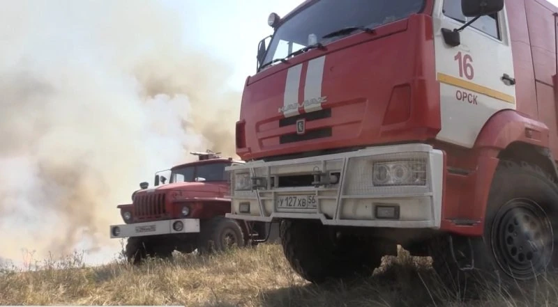 🚨Группировку для тушения пожара усилили в Домбаровском районе

В Оренбургской области продолжают ли