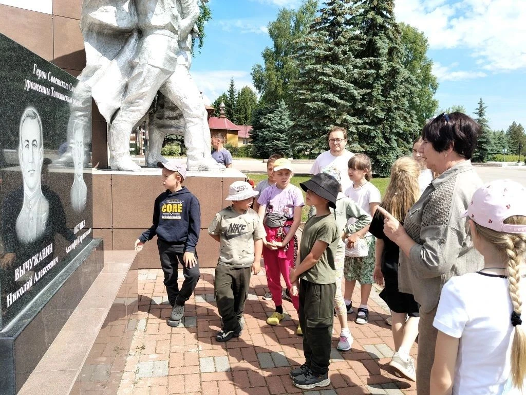 Лето в музее!
Сотрудниками краеведческого музея для участников пришкольного оздоровительного лагеря 