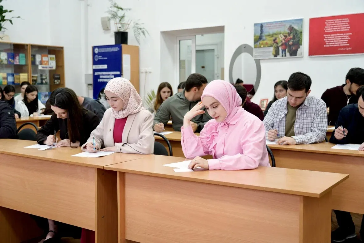 Студенты КЧГУ продемонстрировали свои знания на ежегодной олимпиаде по экономике  Основная цель олим