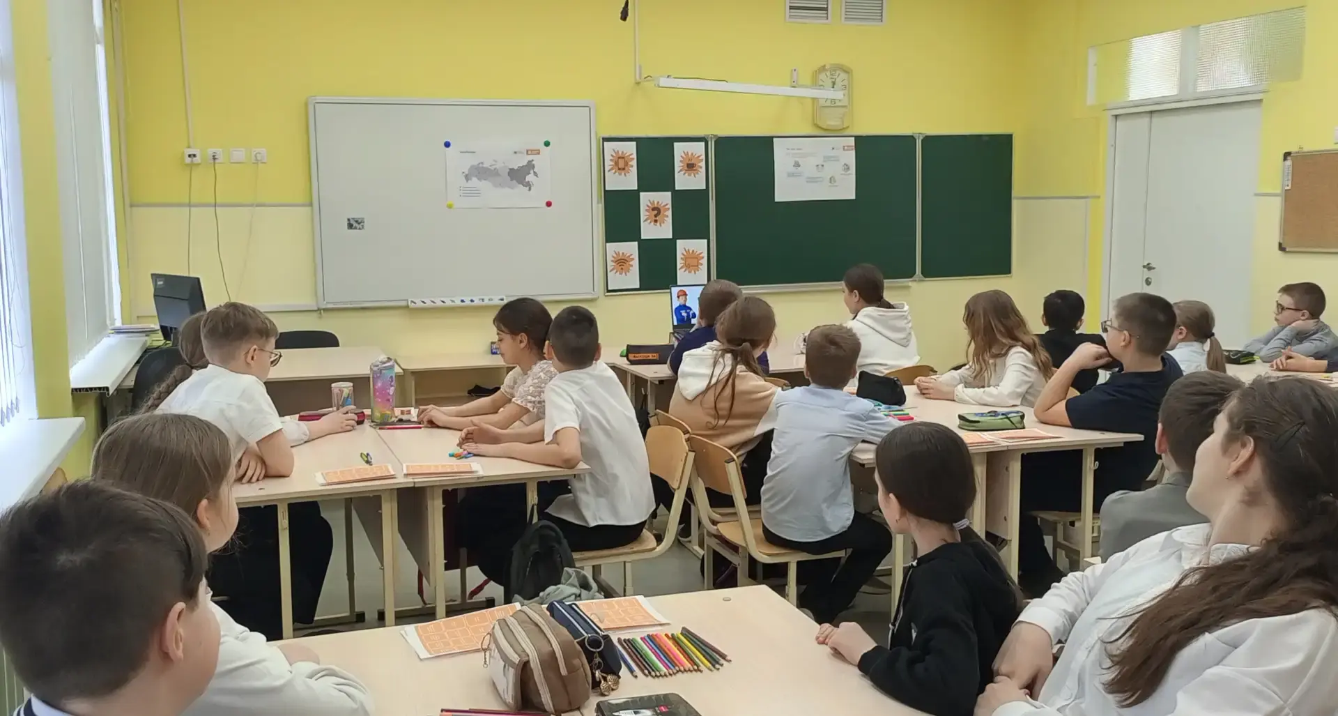 ✨ Энергия добра: урок, который вдохновил! ✨  20 марта 2026 года в 5 «В» и 5 «Г» классах прошёл особе