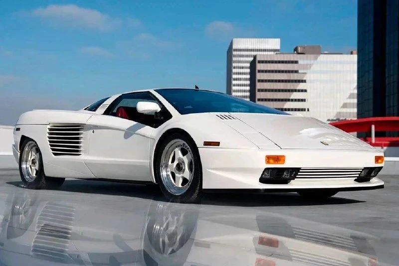 На аукцион выставили уникальный Cizeta-Moroder V16T 1988 года — первый прототип модели ...