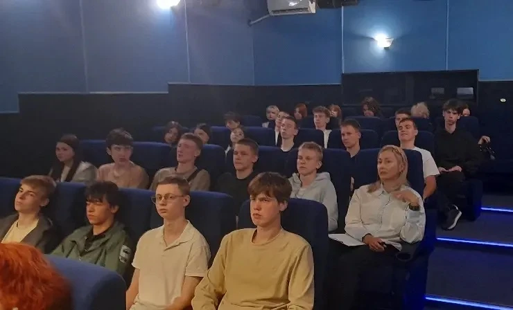В Кубанькино состоялось тематическое киномероприятие в рамках кинопроекта по профилакти...