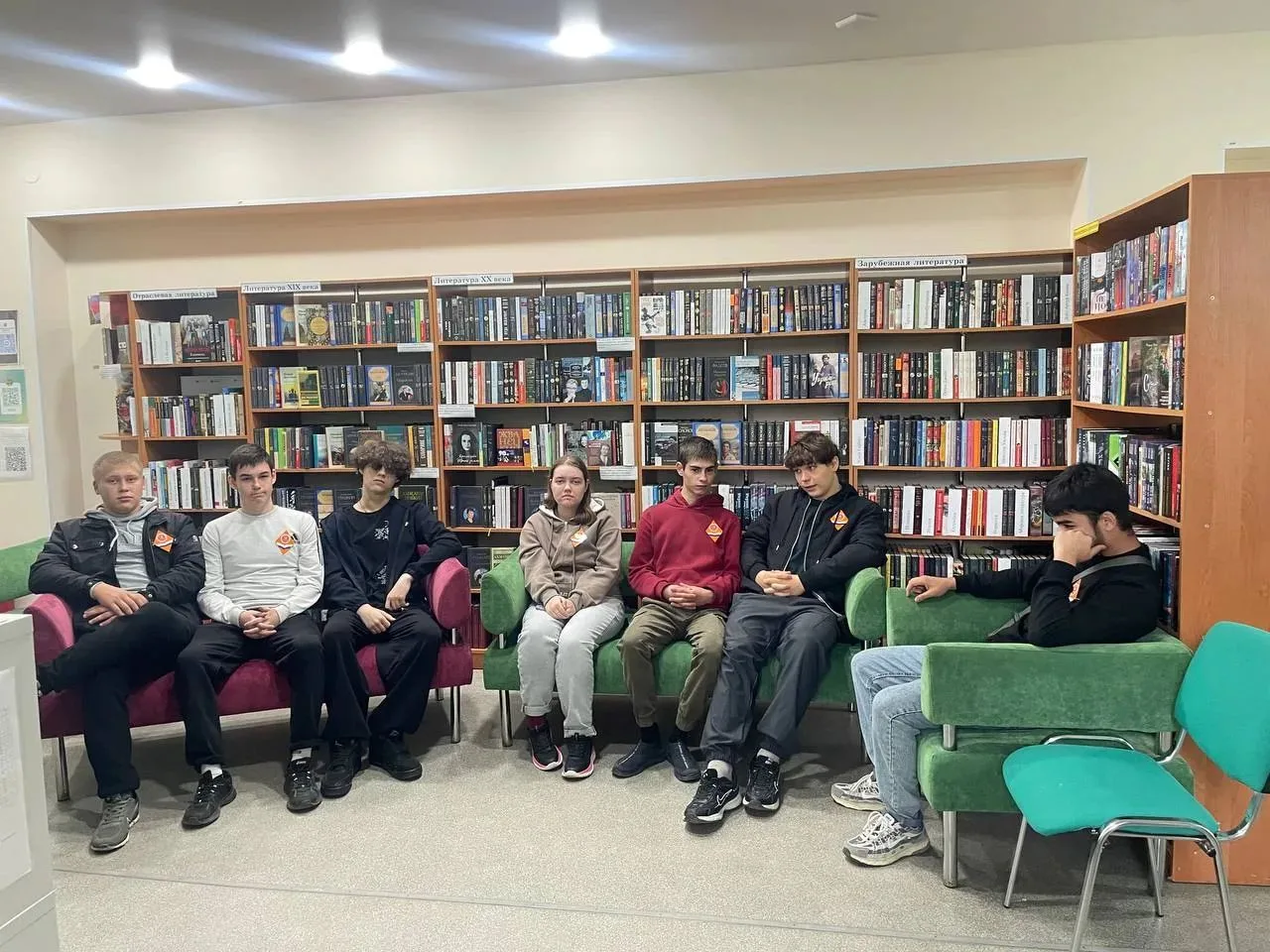 📖 «Знакомый ваш Сергей Есенин»: студенты Политеха ХТУ приняли участие в литературной в...