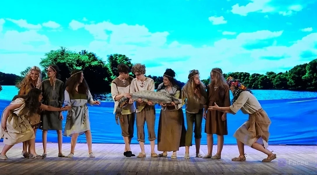Народный 🎭театр юного зрителя «Альбатрос» 7 июля на сцене Новороссийского городского театра предста