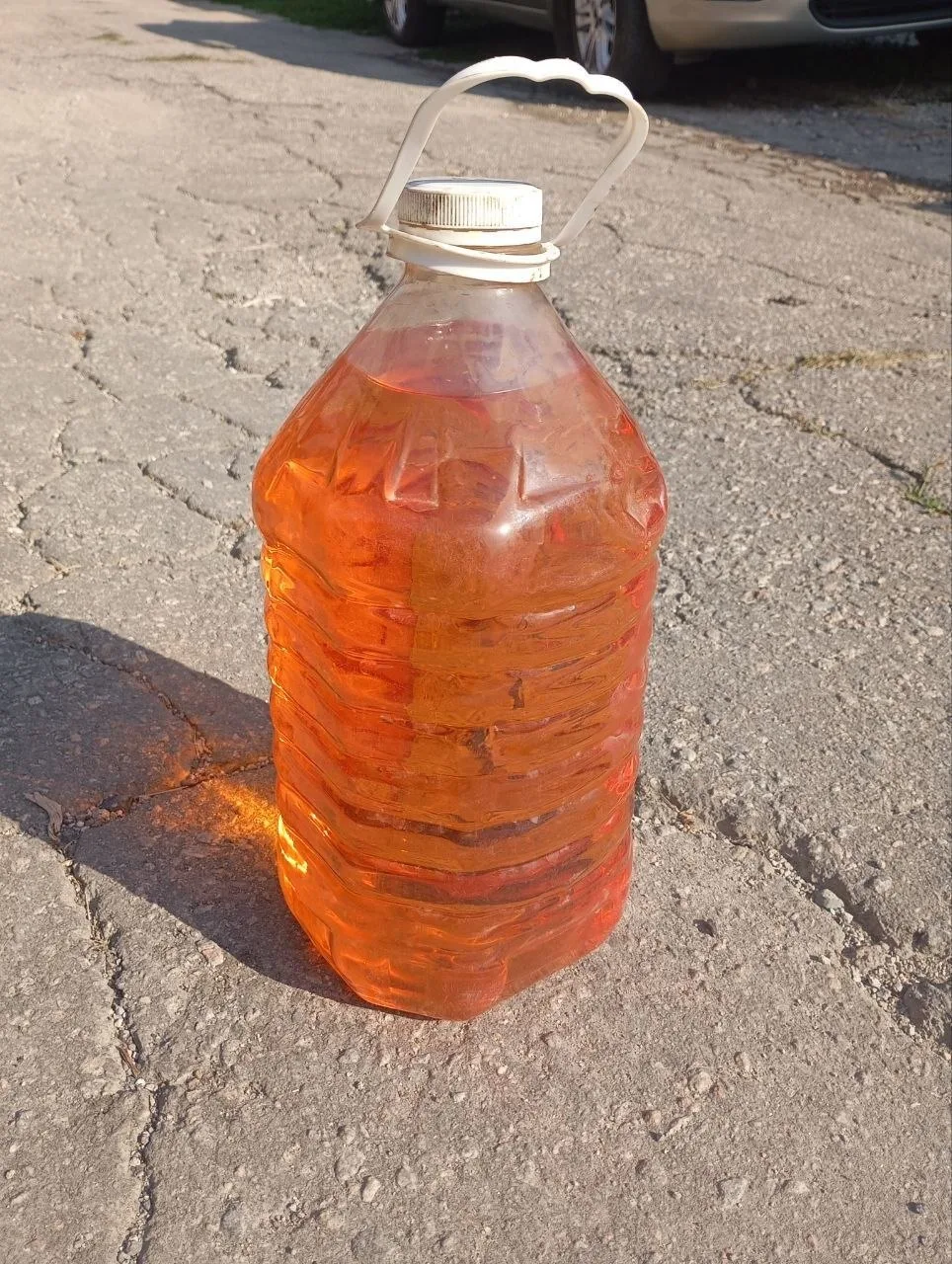 Вот такой 95й бензин продаёт "Луганскнефтепродукт". Машина Форд Фокус 2, после заправки...