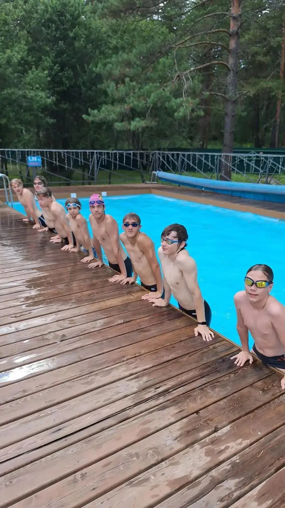 🏊‍♂️ Лето — не повод расслабляться!

Ученик 7 «А» класса Кирилл М. доказывает, что даже в каникулы 