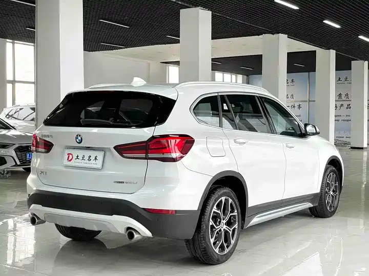 ‼️ BMW X1 2022 sDrive20Li Premium‼️

⚙️ Двигатель: 1.5T (140 л. с.)
📍 Год выпуска: январь 2022
🔧 П