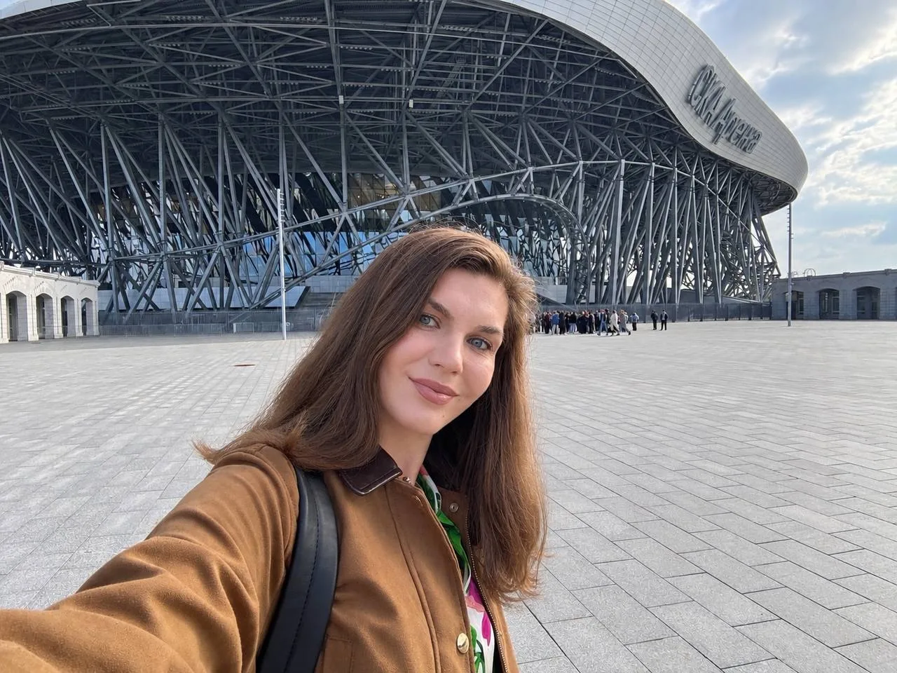 Привет тем, кто у меня за спиной говорит: «Ну, она ушла из хоккея» 😁