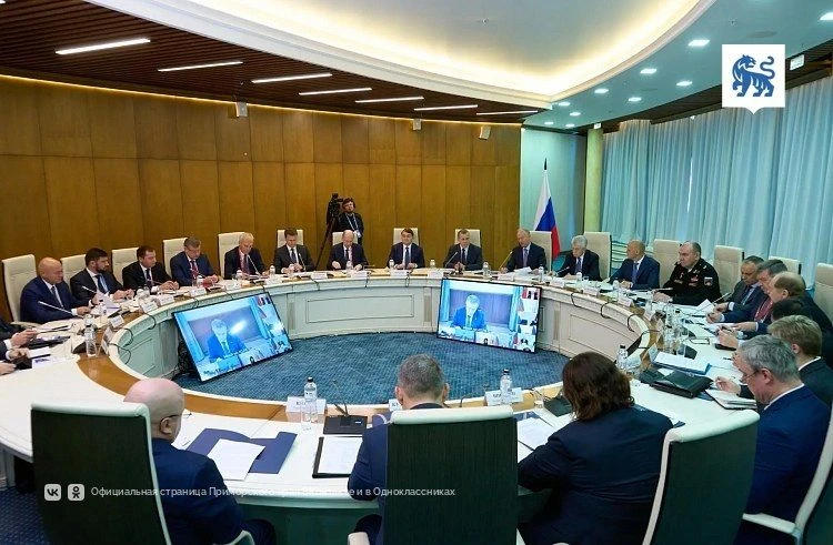 Приморье — один из ключевых элементов Трансарктического транспортного коридора