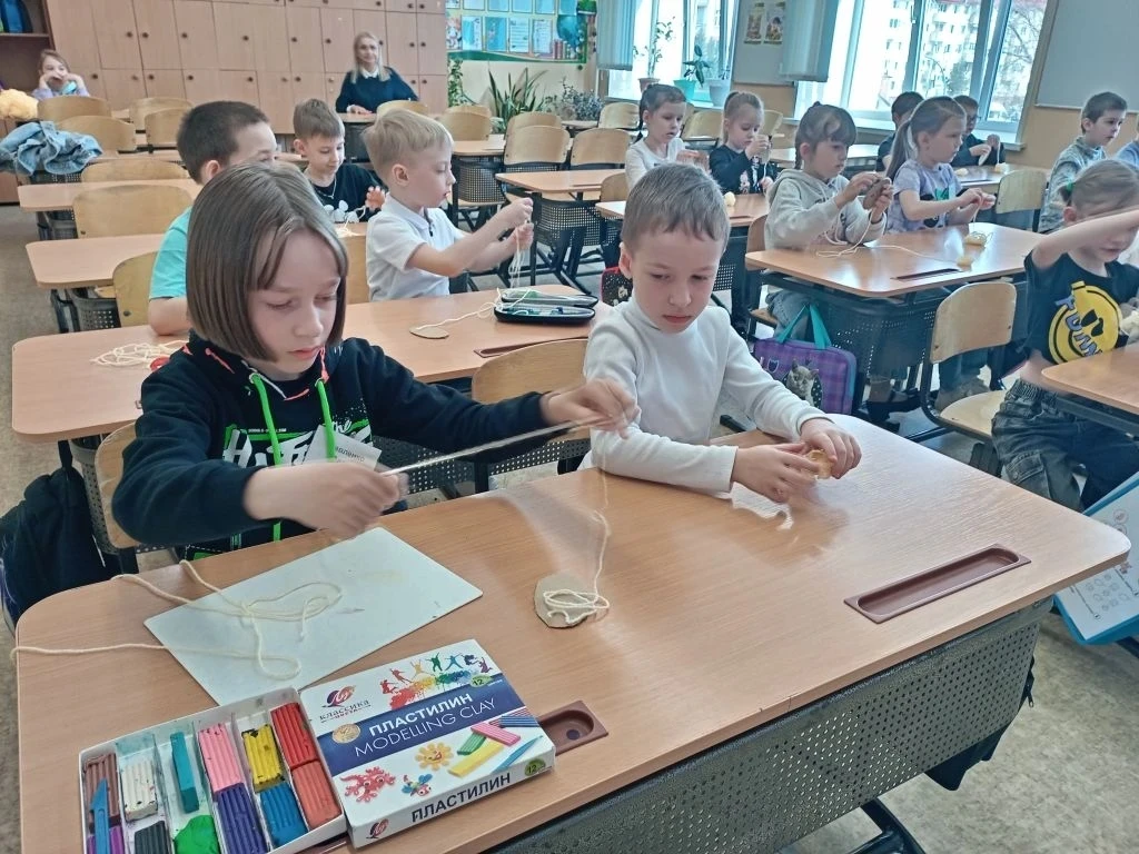 Суббота, 4 апреля, выдалась насыщенной: прошли очередные занятия для будущих первоклассников, а такж