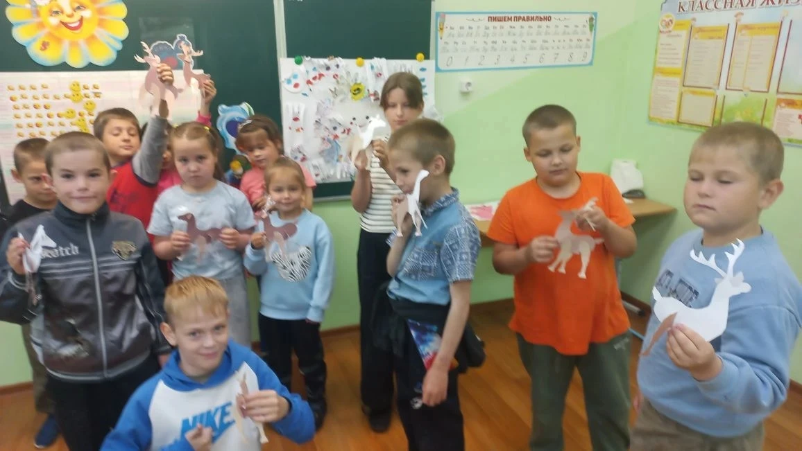 Понедельник — день тяжёлый? Только не в лагере «Радуга»! ☀️
В солнечный день с таким же отличным нас