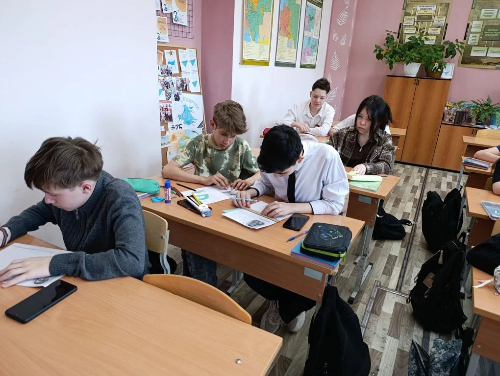 В преддверии великого праздника – Дня Победы – наши ученики приняли участие в трогатель...