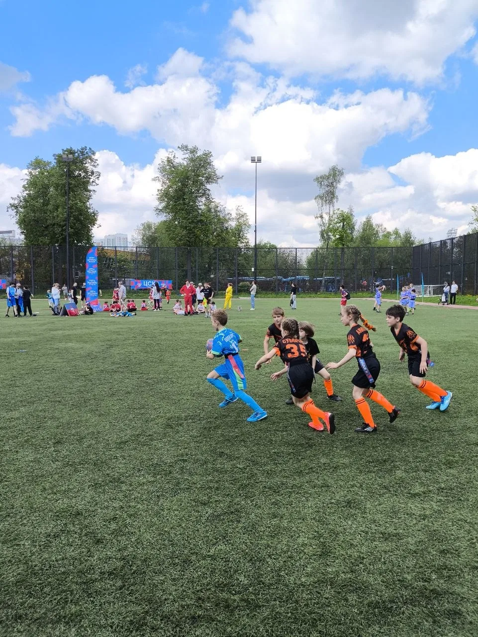 🏉 Младшая команда по тэг-регби — в финале!  Поздравляем нашу младшую команду по тэг-регби с блестящи
