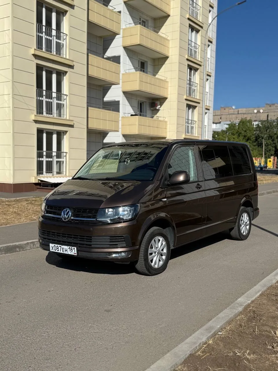 🆕 VOLKSWAGEN / Caravela ⤵️

Цена: 3 500 000₽ 
Город: #Алчевск 
Год выпуска: 2019
Пробег: 110 000км

