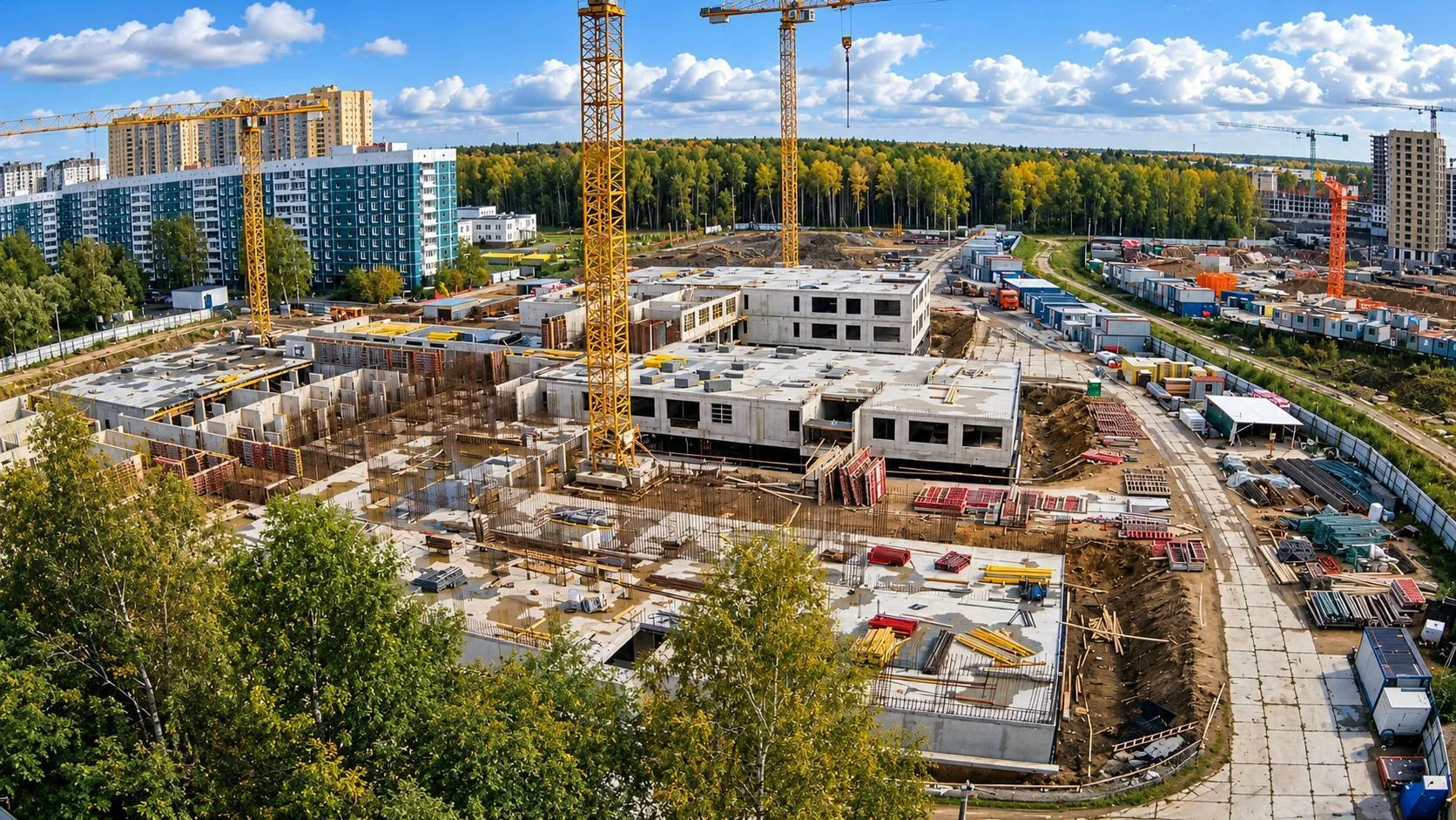 В Новом Девяткино завершили устройство фундамента школы на 1120 учеников
