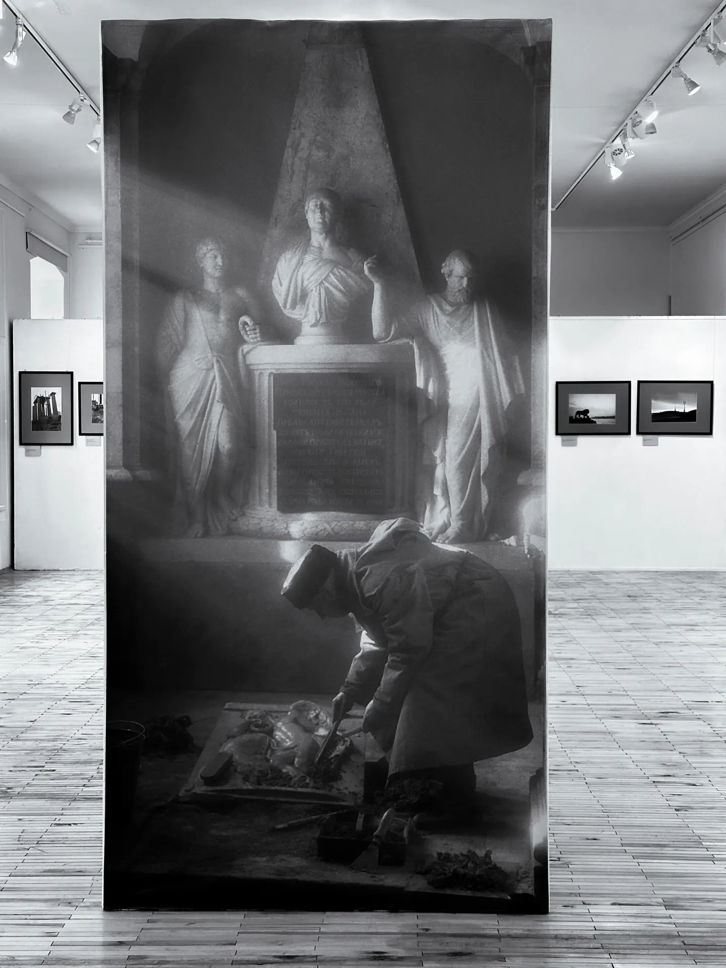 Последняя неделя работы фотовыставки «В объективе Успенского»