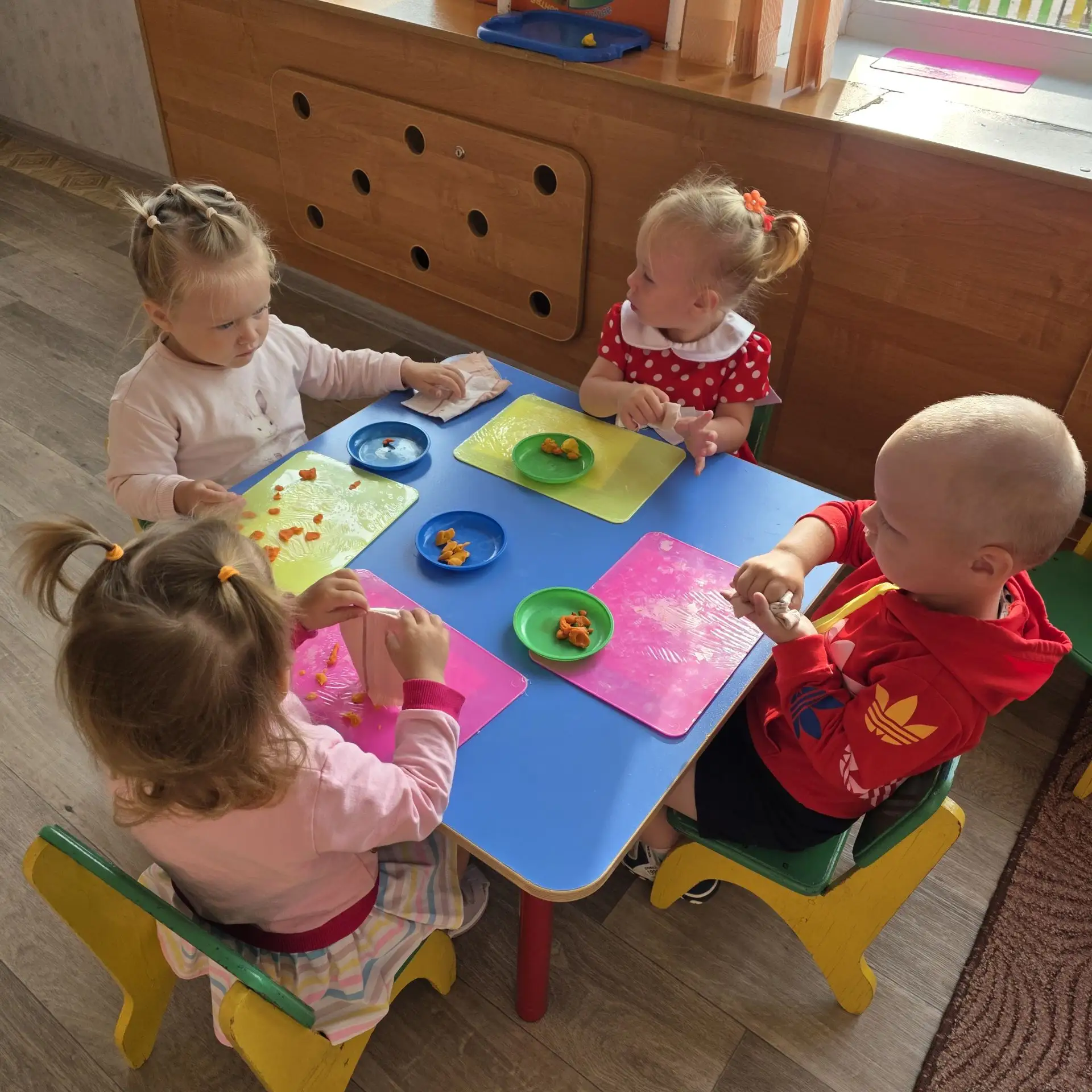 🎨 Первое знакомство с пластилином! 🎨