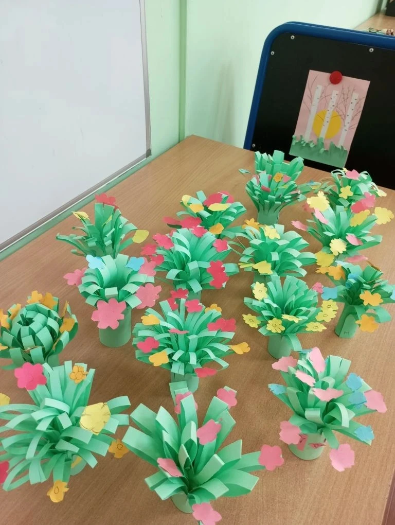 Творчество в группе «Солнышко»: учимся видеть красоту в простом 🌾

Наши воспитанники сегодня стали 