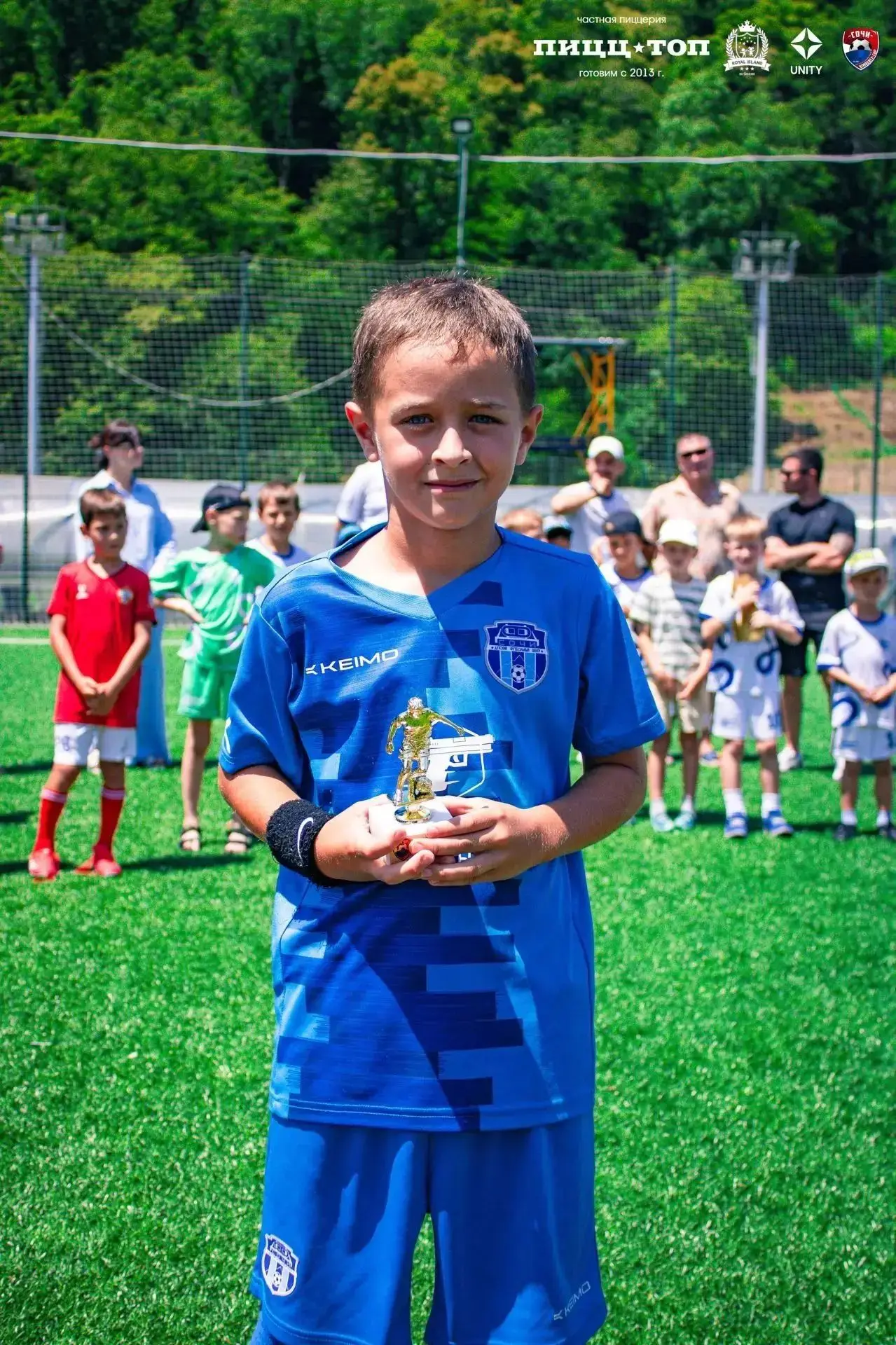 ⚽Поздравляем ученика 3Д класса нашей гимназии Шадрина Богдана! 
⚽Богдан в составе футбольной команды
