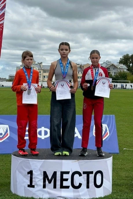 🏃‍🥇Великолучанка Владислава Ершова победила в соревнованиях по легкой атлетике во Вла...