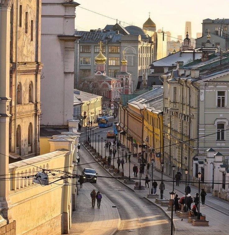 🏘️ Прогулка по Ивановской горке и Хитровке
