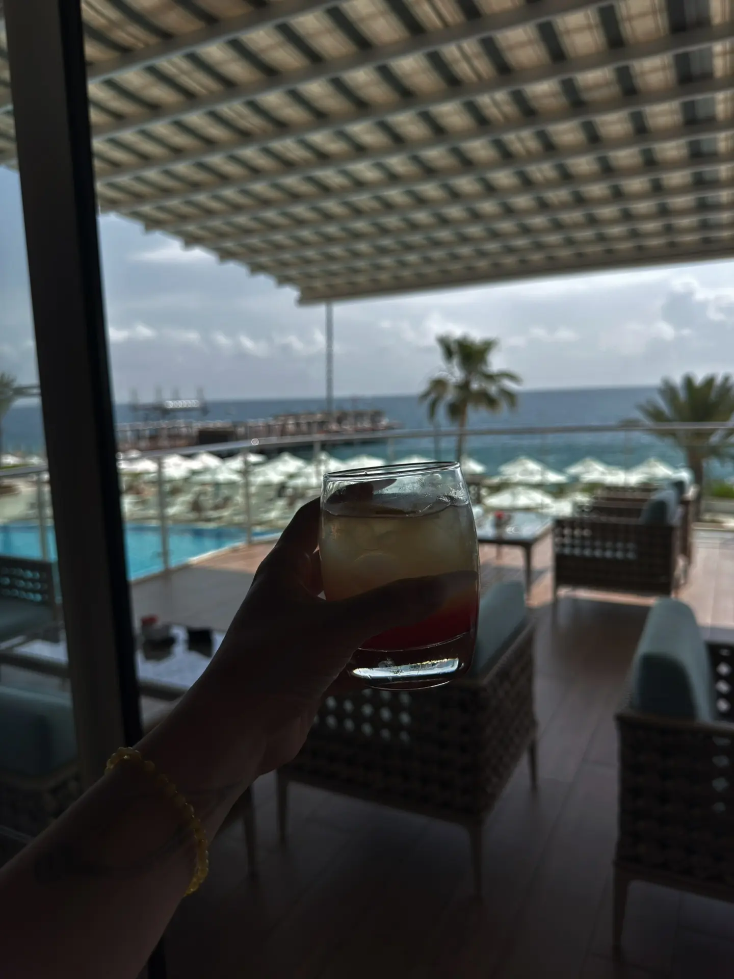 Всем прекрасного воскресного дня 🍹

сегодня 21 июня наш офис работает с 12:00 до 16:00🙃

по адресу