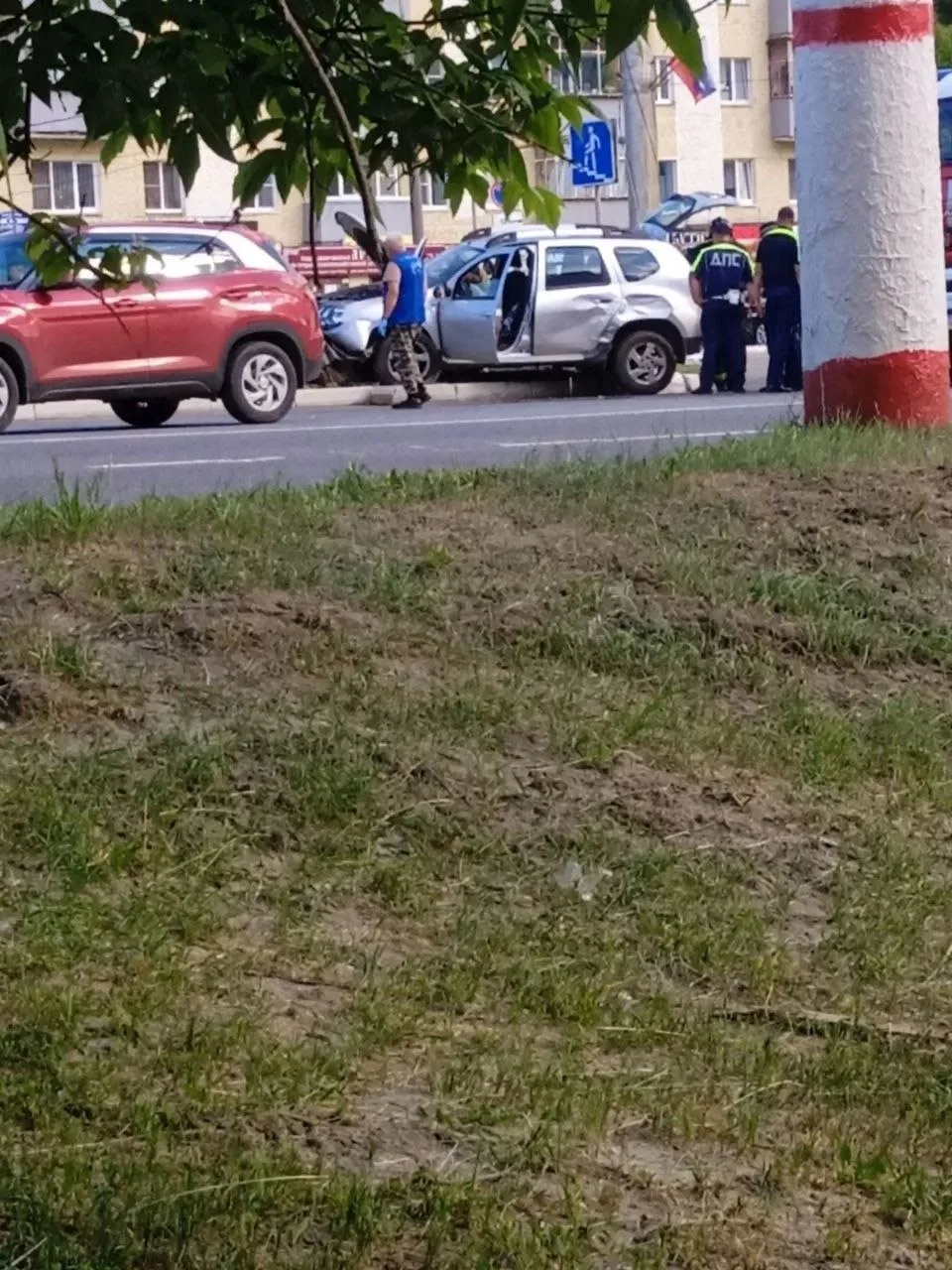 Сегодняшняя авария у подземного перехода на Химмаше

👈🏻 Подписаться

Подписаться - https://max.ru/