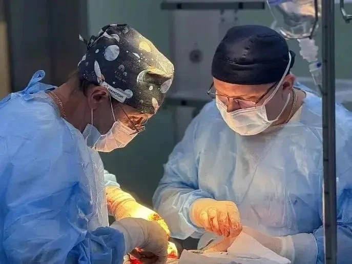 ❗️Врачи тульского онкоцентра вернули пациенту голос после удаления гортани

Владимир столкнулся с ра