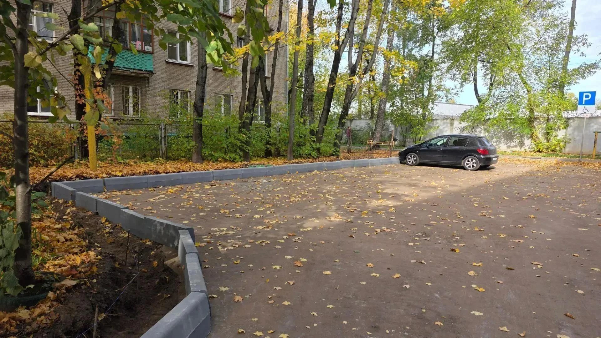 🚜 В Томилине приступили к благоустройству еще одного двора