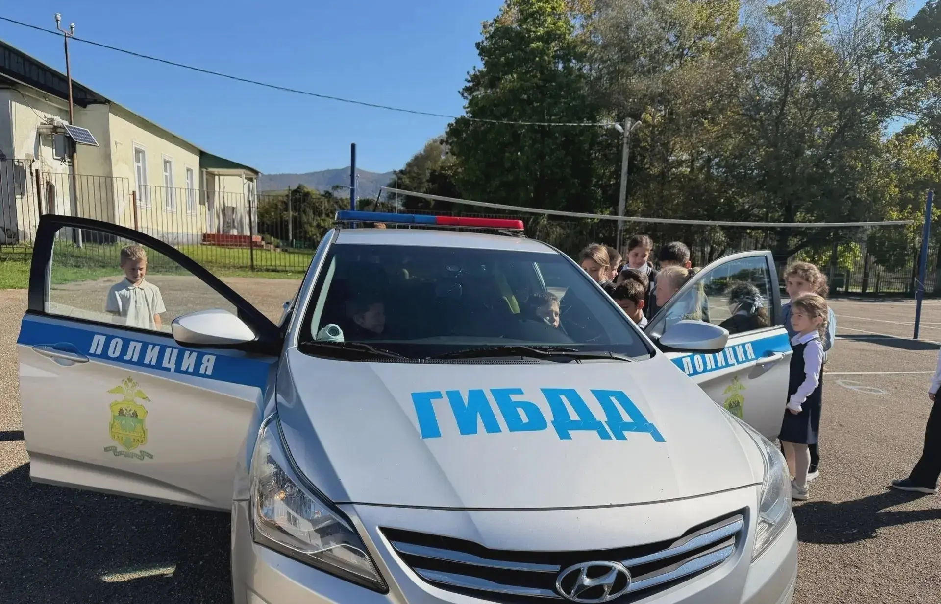 Золотая облицовка снова пострадала