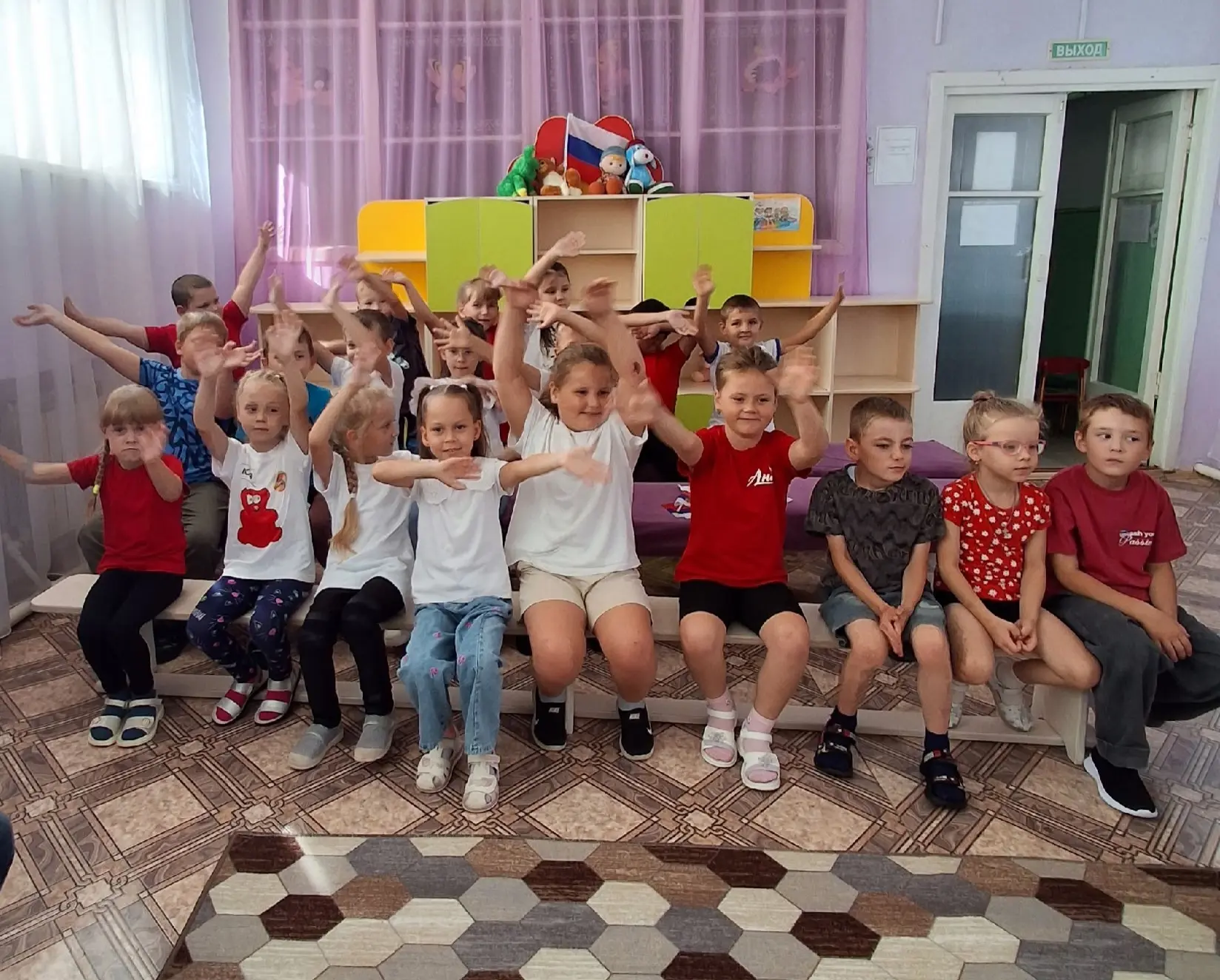 🇷🇺 Сегодня в нашем детском саду было по-особенному торжественно! День Государственног...