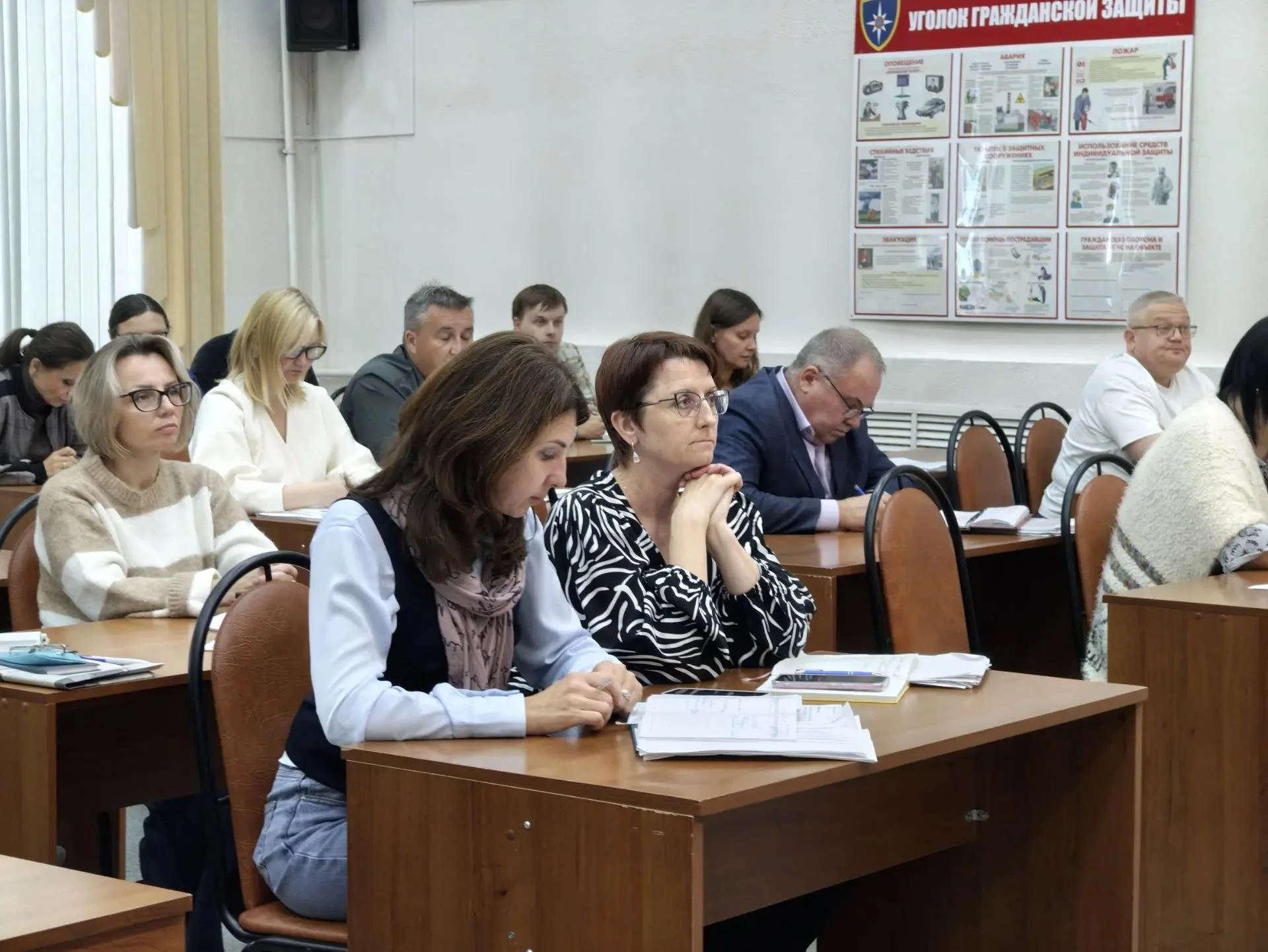 Глава администрации Вячеслав Скороходов провел очередное рабочее  совещание  с руководи...