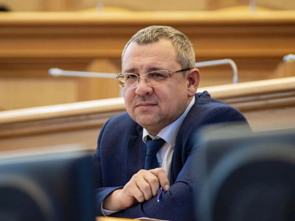 Василий Филипенко поддержал юных патриотов гимназии №1.