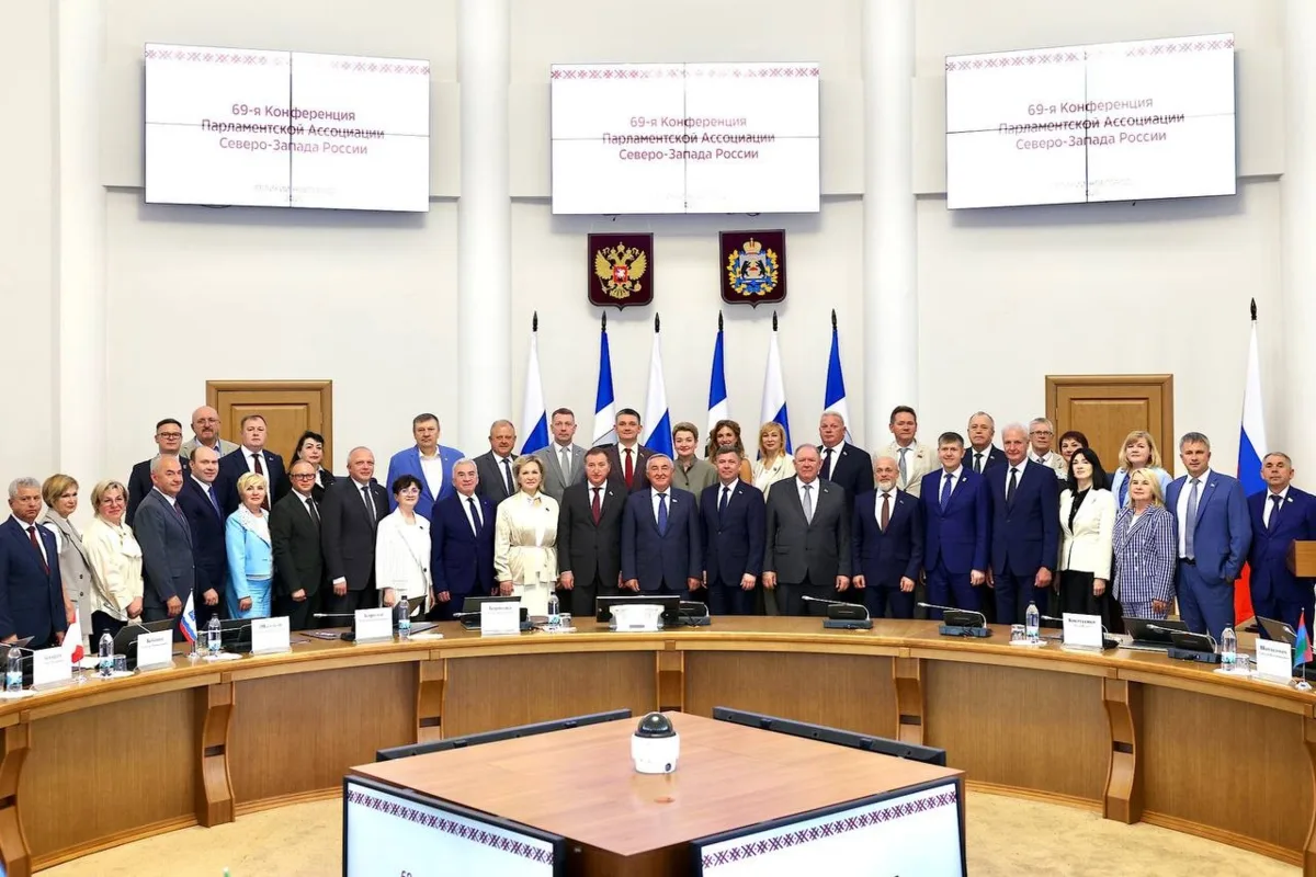 Четырбок и Шишкина отправились на конференцию ПАСЗР в Великом Новгороде
